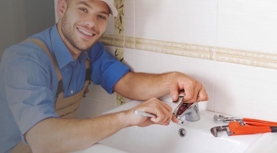 Handle or spout repair in Garrett, IN
